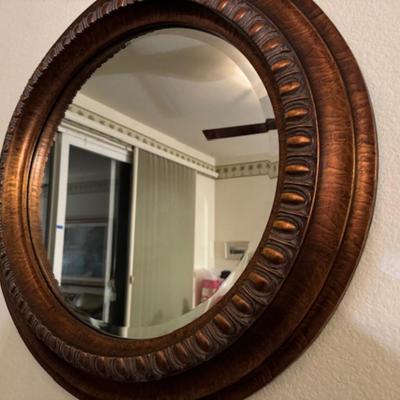 ROUND MIRROR