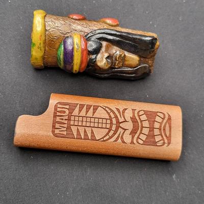 Variety of Lighters & Lighter Cases
