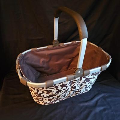 Collection of Baskets by Oiahomy, Reisenthel, & More (DR2-DW)