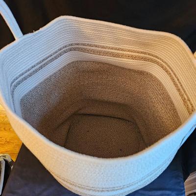 Collection of Baskets by Oiahomy, Reisenthel, & More (DR2-DW)