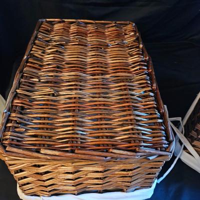 Collection of Baskets by Oiahomy, Reisenthel, & More (DR2-DW)