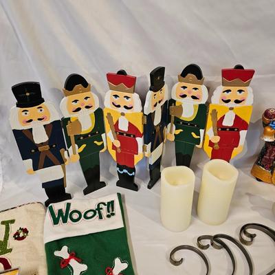 Christmas Assorted Decor & CD Music (L-JS)