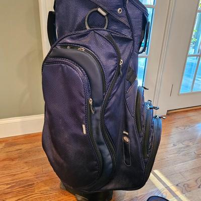 Titleist & McGregor Golf Clubs & a Sun Mountain Golf Bag (LR-DW)