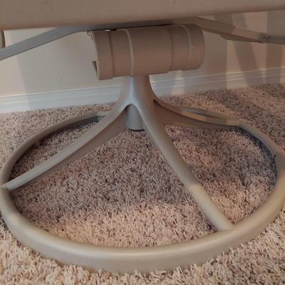 Two Tropitone Swivel Patio Chairs (BSR-BBL)
