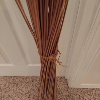 Three Decorative Dried Grasses (BSR-BBL)