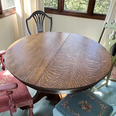 42â€ Round Tiger Oak Table ~ Includes 4 Assorted Mix Match Painted Chairs