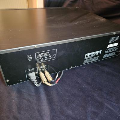 Technics Five Disc CD Player (LR-DW)
