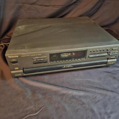 Technics Five Disc CD Player (LR-DW)
