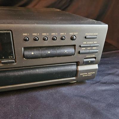 Technics Five Disc CD Player (LR-DW)