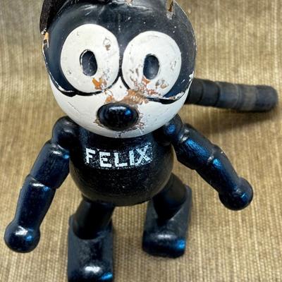 LOT 23 - Vintage Felix the Cat Figure