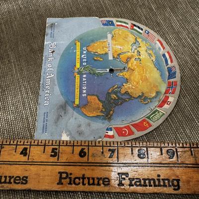 LOT 25 - Vintage Moveable Bank of America United Nations "United in War - United in Peace"