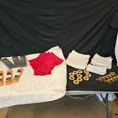 Sferra Tablecloth, Williams Sonoma Napkins & More (LR-JS)