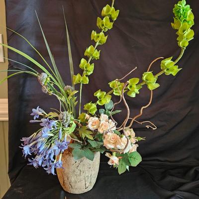 Signed Ceramic Bowls, Vases and More (LR-DW)