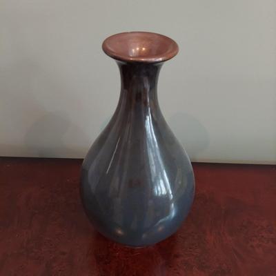 Vase w/ Eucalyptus and more Decor (LR-BBL)