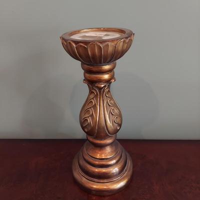 Vase w/ Eucalyptus and more Decor (LR-BBL)