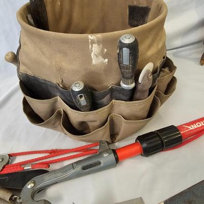 Assorted Tools & Bucket Tool Caddy (G-JS)