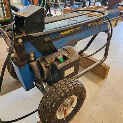 Central Machinery Electric Log Splitter and an EarthWise Electric Chainsaw (G-DW)