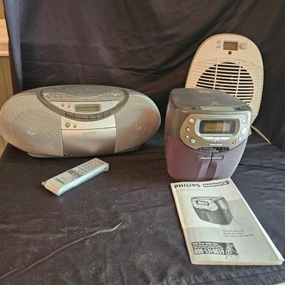 Phillips and Sony CD Players/Radios and a Feature Comforts Heater (G-DW)