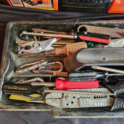 Stanley and Rubbermaid Tool Boxes with Hand Tools (G-DW)