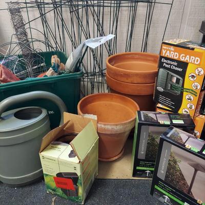 Toro Leaf Blower and More Lawn Care Accessories (G-BBL)