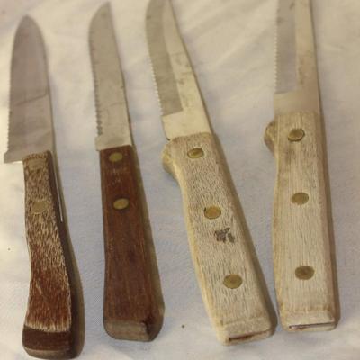 Collection of steak knves