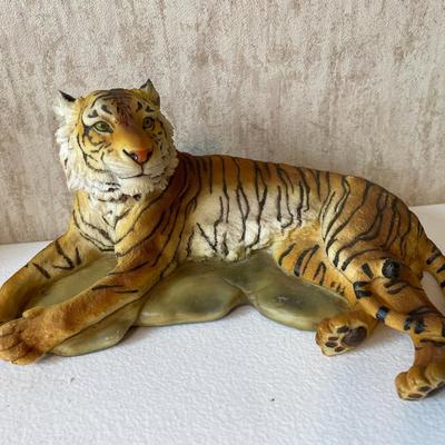 Tiger/Lion decor