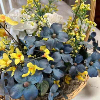 Towel rack & arrangement