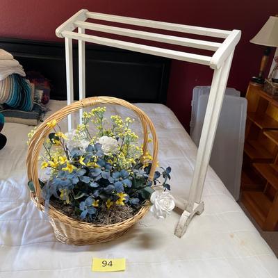 Towel rack & arrangement