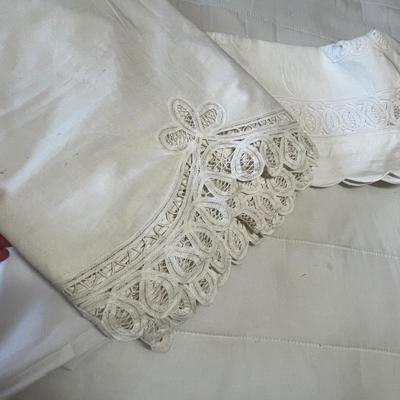 Lace edge table clothes