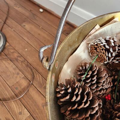 Large Metal Brass Kettle Cauldron Includes Pine cones