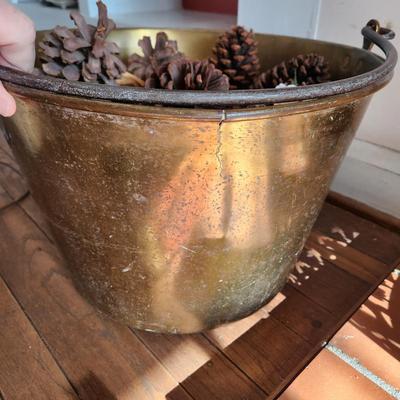 Large Metal Brass Kettle Cauldron Includes Pine cones