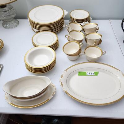 52 pieces Wayne Old Ivory Syracuse China
