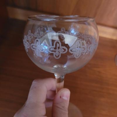Assorted Glassware (DR-CE)