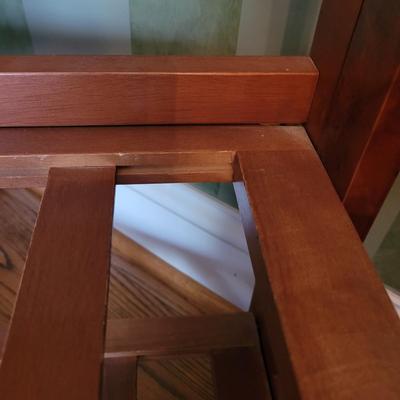 Two Wine Storage Racks (DR-CE)