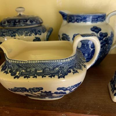 HUGE LOT - Vintage Flow Blue Tea Cups Creamer Sugars Salt Peppers +++