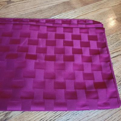 Table Linens and More (DR-CE)