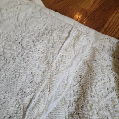 Table Linens and More (DR-CE)
