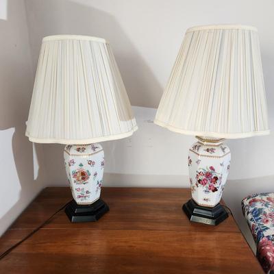 Pair Vintage table Lamps Dual Bulbs