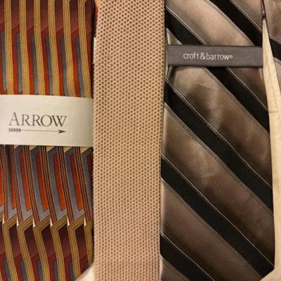 TIE LOT
