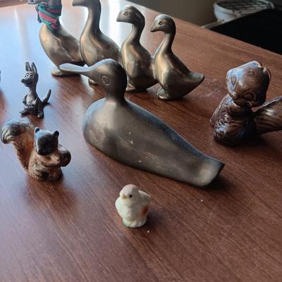 BRASS & CERAMIC DUCKS, PEWTER KANGAROO & A FLYING PIG