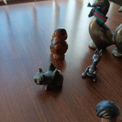 BRASS & CERAMIC DUCKS, PEWTER KANGAROO & A FLYING PIG