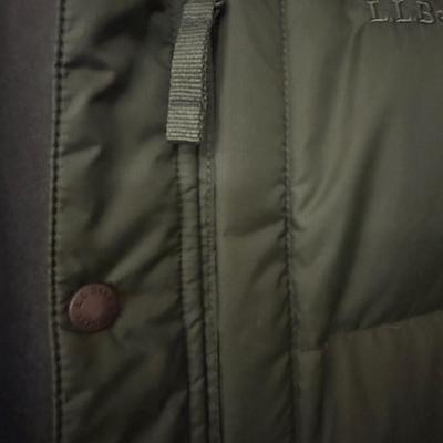 2 VESTS - XL