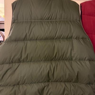 2 VESTS - XL