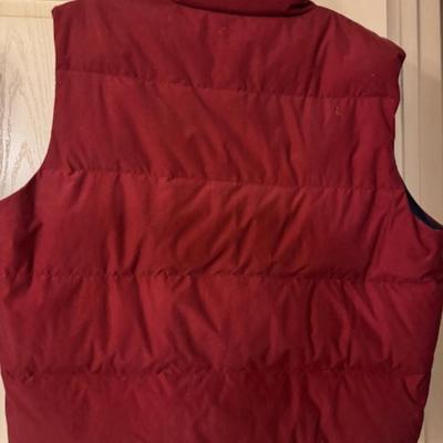2 VESTS - XL