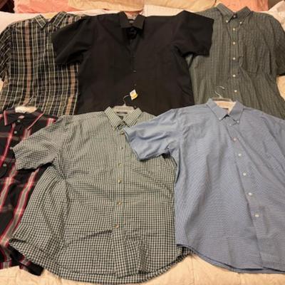 LARGE SHORT SLEEVE SHIRTS size L