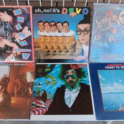A COLLECTION OF VINYL RECORD ALBUMS (2)