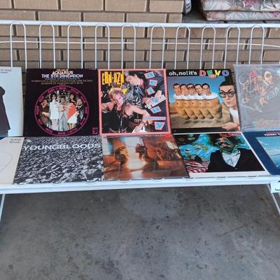 A COLLECTION OF VINYL RECORD ALBUMS (2)