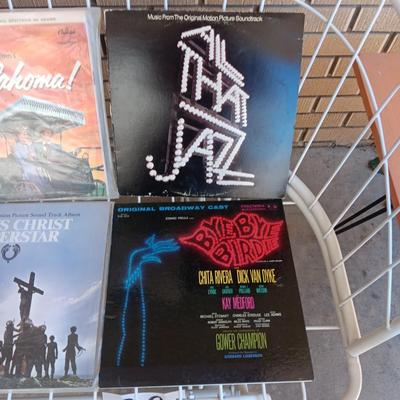 A COLLECTION OF VINYL RECORD ALBUMS (8)