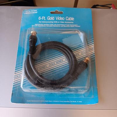 MAGNAVOX DVD/VCR COMBO PLAYER MDV 560 VR