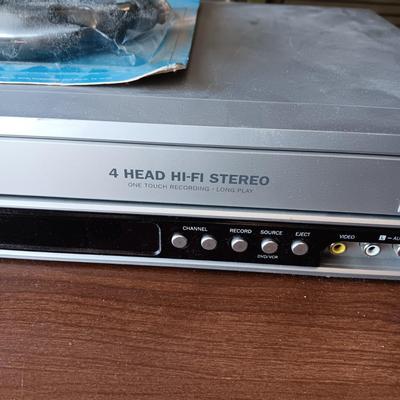 MAGNAVOX DVD/VCR COMBO PLAYER MDV 560 VR